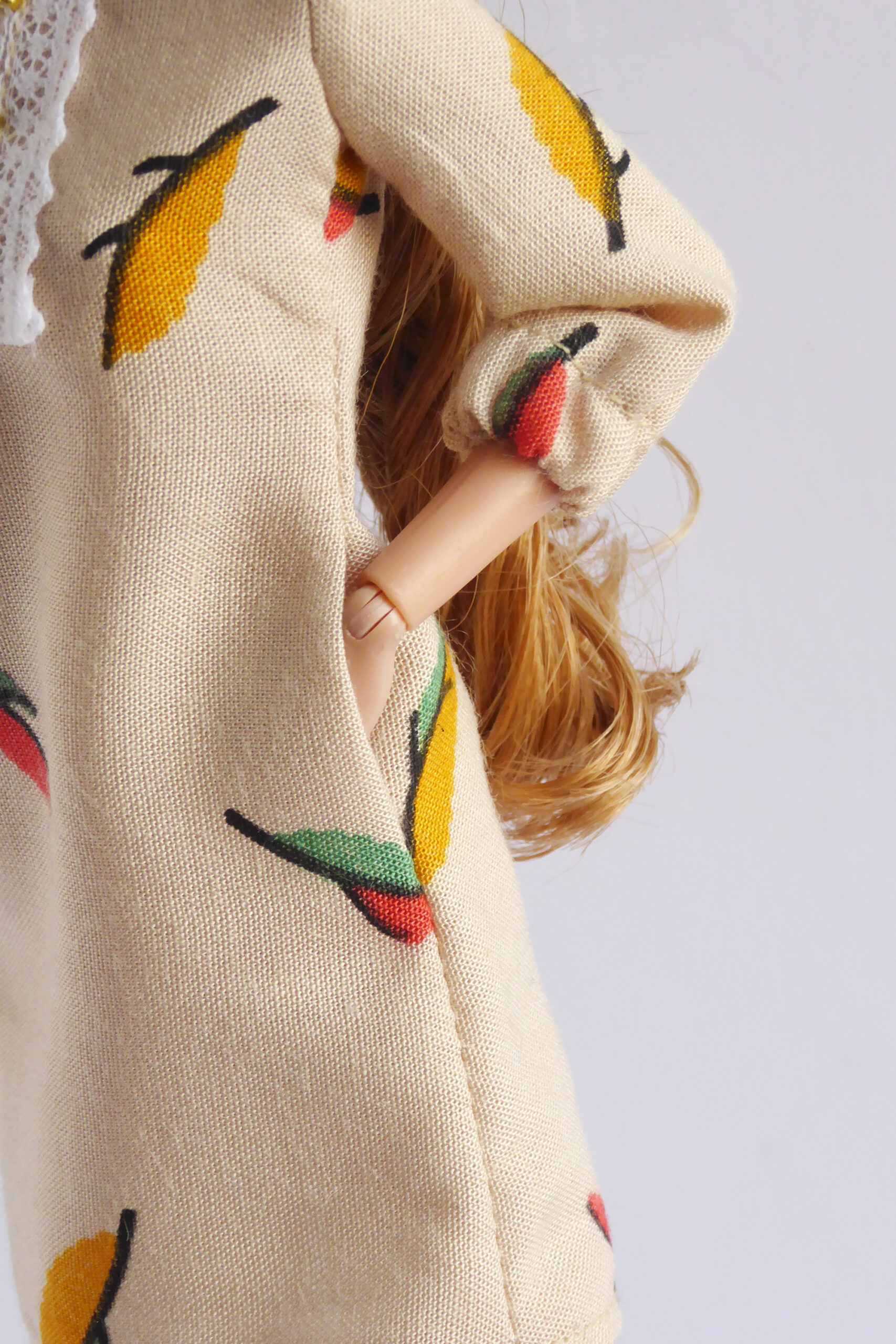 The Leslie dress Feathers Poppy Barbie (3)